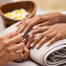 Classic Manicure 